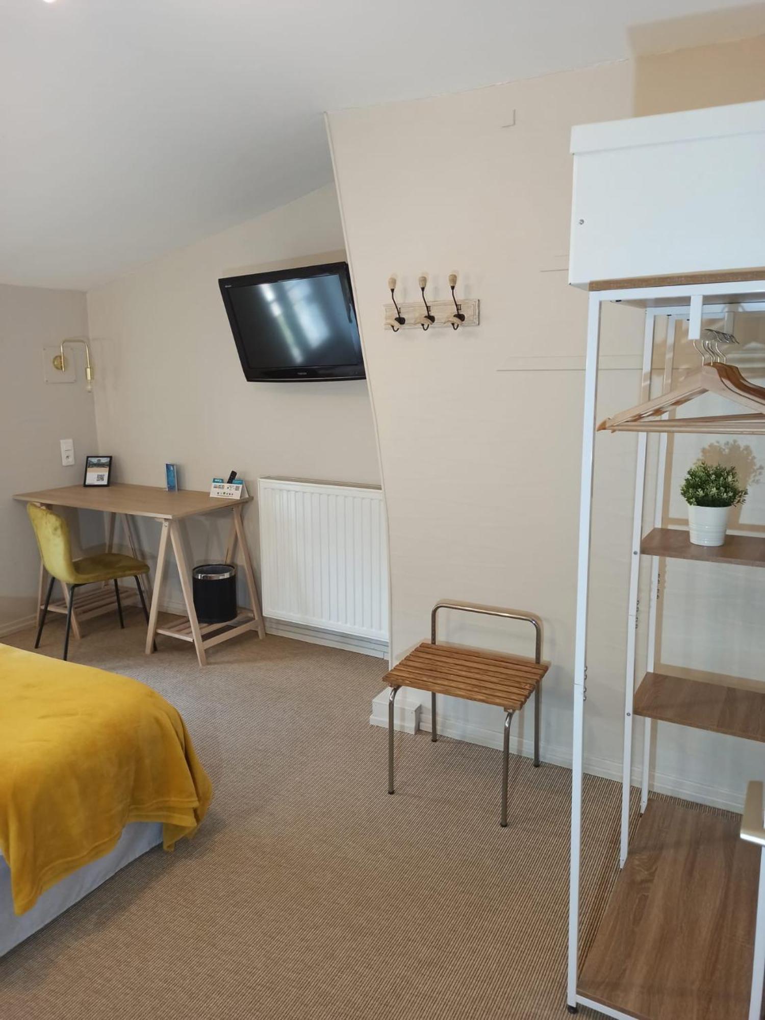 Logis Hotel Le Prince Noir Sérignac-sur-Garonne Kültér fotó