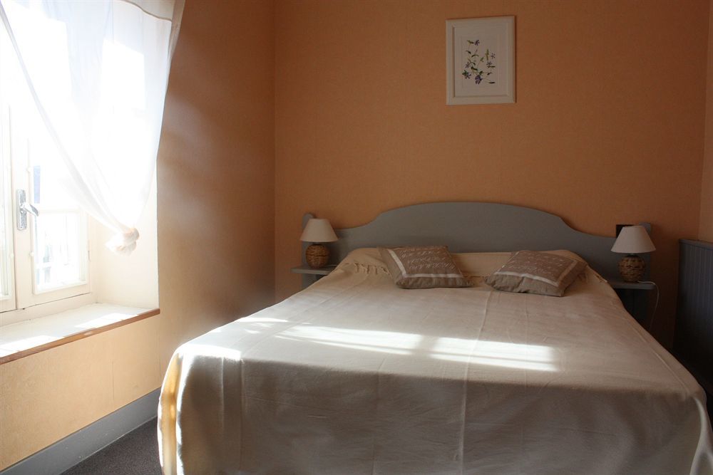 Logis Hotel Le Prince Noir Sérignac-sur-Garonne Kültér fotó